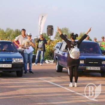  16    Drag-Racing  ͳ 