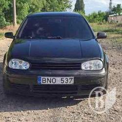Вночі в Чернігові поцупили Volkswagen Golf Вночі в Чернігові поцупили Volkswagen Golf
