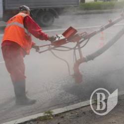 Водії воліють триматися подалі від «камінчасто-ямкового» ремонту Водії воліють триматися подалі від «камінчасто-ямкового» ремонту