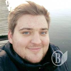 «Євробляхери» розшукали товстуна, що вдарив жінку, і провели бесіду «Євробляхери» розшукали товстуна, що вдарив жінку, і провели бесіду