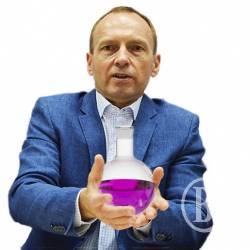 Одних з кращих «хіміків-літераторів» випускають школи Чернігова Одних з кращих «хіміків-літераторів» випускають школи Чернігова