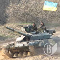 На Чернігівщині визначають кращих танкістів, які представлять Україну в Німеччині На Чернігівщині визначають кращих танкістів, які представлять Україну в Німеччині