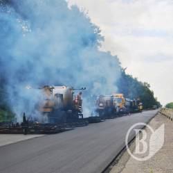 Ремонтують шматки траси на Білорусь через Ріпки Ремонтують шматки траси на Білорусь через Ріпки