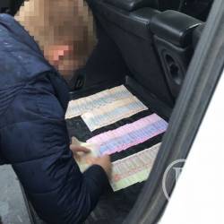 СБУ викрила на хабарі керівника державної виконавчої служби Чернігівщини