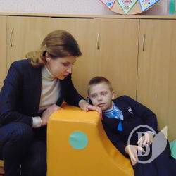 Марина Порошенко зустрілася з «особливими дітьми» та їхніми вчителями