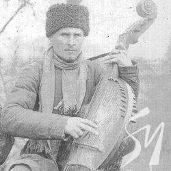В Чернігові знову виготовляють бандури