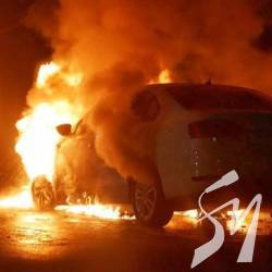 У Києві погоріло авто посла РФ У Києві погоріло авто посла РФ