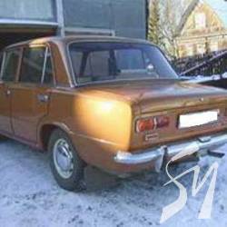 Радянський автохлам збив велосипедиста Радянський автохлам збив велосипедиста