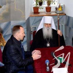 Атрошенко планує розібратися з дорогою, що відрізала церкву від дзвіниці Атрошенко планує розібратися з дорогою, що відрізала церкву від дзвіниці