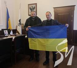 Бійці з передової подякували Атрошенку та громаді Бійці з передової подякували Атрошенку та громаді