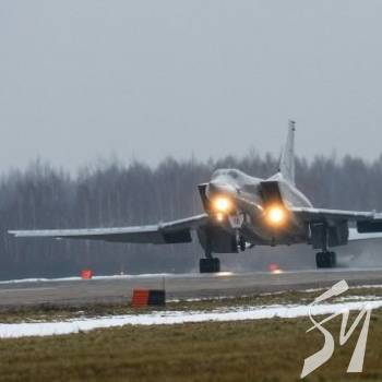 Російський бомбардувальник Ту-22М3 розламався навпіл Російський бомбардувальник Ту-22М3 розламався навпіл