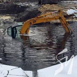Втопили екскаватор Втопили екскаватор