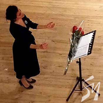 Suena espaol   . ,    䳿  