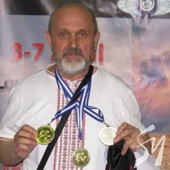 Сергій Пирковський натягав гирі на титул чемпіона Європи Сергій Пирковський натягав гирі на титул чемпіона Європи