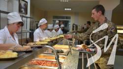 Чим годуватимуть українських солдатів – Міноборони затвердило каталог продуктів Чим годуватимуть українських солдатів – Міноборони затвердило каталог продуктів