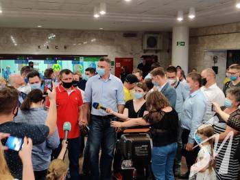 , Vodafone   lifecell  4G  8   