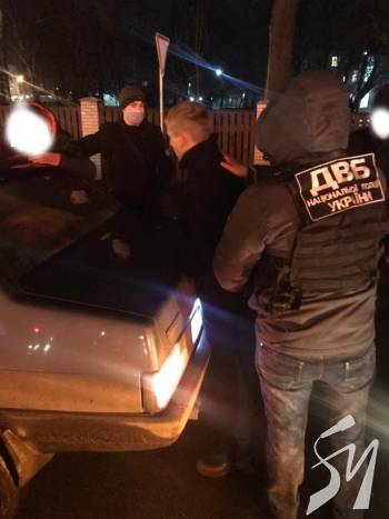 Ще один поліцейський постане перед судом за систематичний збут психотропної речовини Ще один поліцейський постане перед судом за систематичний збут психотропної речовини
