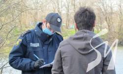 Штрафувати за відсутність маски у громадських місцях будуть тільки злісних порушників Штрафувати за відсутність маски у громадських місцях будуть тільки злісних порушників