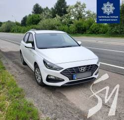Зупинили за перевищення швидкості і виявили нетверезого водія Зупинили за перевищення швидкості і виявили нетверезого водія