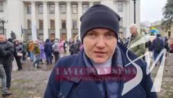 Надя Савченко засвітилася на мітингу противників вакцинації у Києві Надя Савченко засвітилася на мітингу противників вакцинації у Києві