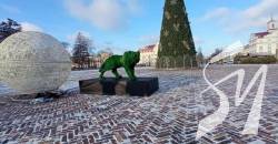 У центрі Чернігова з’явився символ 2022 року У центрі Чернігова з’явився символ 2022 року