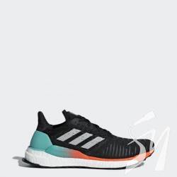 Почувствуй себя чемпионом в кроссовках Adidas