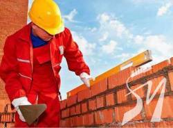 Будівельники розповіли, як працюють під час війни