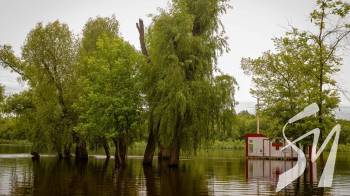 На Чернігівщині знижується рівень води у річці Десна На Чернігівщині знижується рівень води у річці Десна
