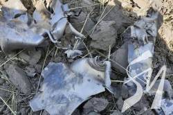Ракетний удар по Дніпру: зруйноване СТО, під завалами є люди Ракетний удар по Дніпру: зруйноване СТО, під завалами є люди