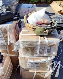 Завезли під виглядом гумдопомоги: товари військового призначення продавали за завищеними цінами Завезли під виглядом гумдопомоги: товари військового призначення продавали за завищеними цінами