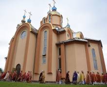 “Де був пустир – тепер велична святиня”: предстоятель ПЦУ освятив унікальний храм на Львівщині
