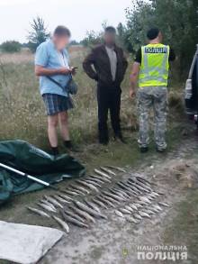 Рибалки з Менщини незаконно виловили 16 кілограмів риби майже на 150 тисяч гривень Рибалки з Менщини незаконно виловили 16 кілограмів риби майже на 150 тисяч гривень