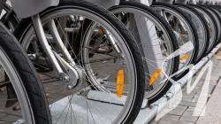 Чернігів та три громади області можуть безкоштовно отримати велосипеди та велопарковки