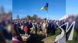 На Чернігівщині в останню путь провели двох воїнів