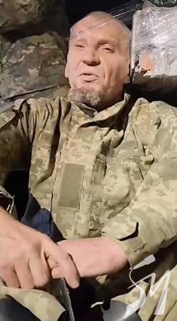 У Росії показали, як стратили кувалдою зека, який під час війни здався ЗСУ У Росії показали, як стратили кувалдою зека, який під час війни здався ЗСУ