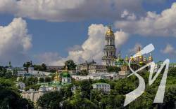 Обшуки СБУ та санкції РНБО: чи загрожує заборона російській церкві в Україні та чого чекати вірянам? Обшуки СБУ та санкції РНБО: чи загрожує заборона російській церкві в Україні та чого чекати вірянам?