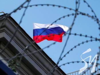 Bloomberg:     $25 ,     1998 