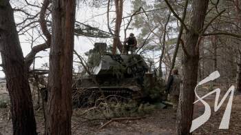 Б’ють ворога снарядами За Чернігів: репортаж з позицій артилеристів 1-ї танкової бригади Б’ють ворога снарядами За Чернігів: репортаж з позицій артилеристів 1-ї танкової бригади