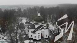 Лагодили купол та грілися від буржуйок: як на Чернігівщині відбудовували 200-річний монастир Лагодили купол та грілися від буржуйок: як на Чернігівщині відбудовували 200-річний монастир