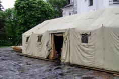 УПЦ МП під охороною міліції блокує український храм