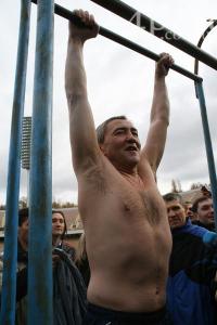 Підтягувався…